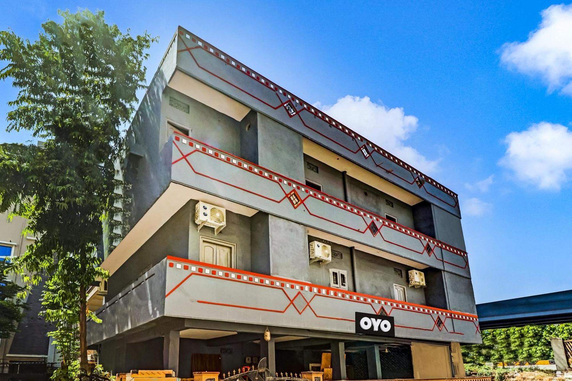 Hotel O Lavish Stay Sururnagar Extérieur photo