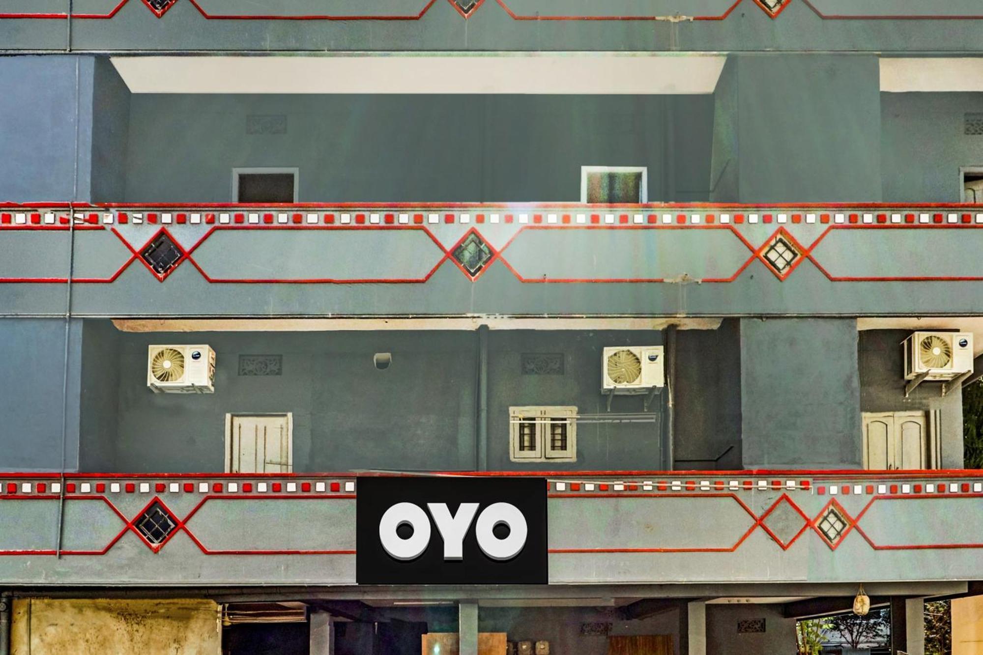 Hotel O Lavish Stay Sururnagar Extérieur photo