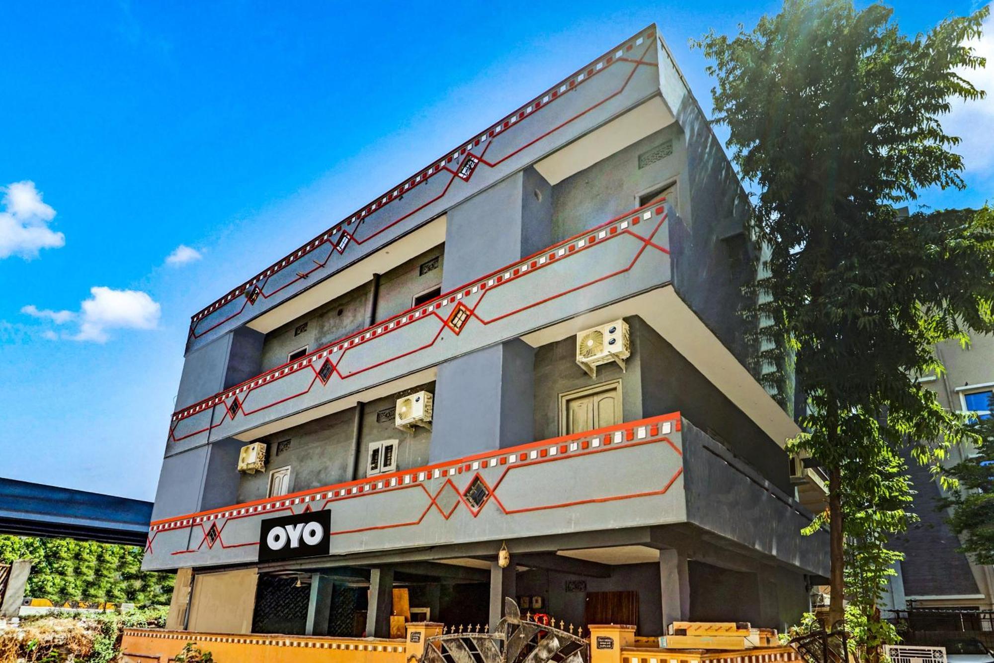 Hotel O Lavish Stay Sururnagar Extérieur photo